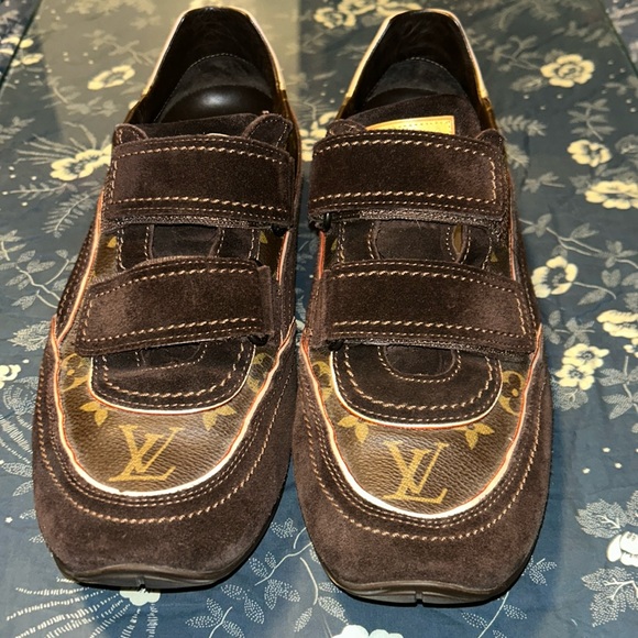 Men’s Louis Vuitton Sneakers size 8 - Picture 1 of 16